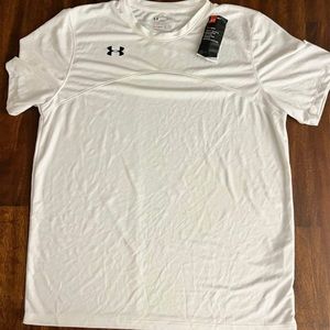 UA tee shirt size large new with tags